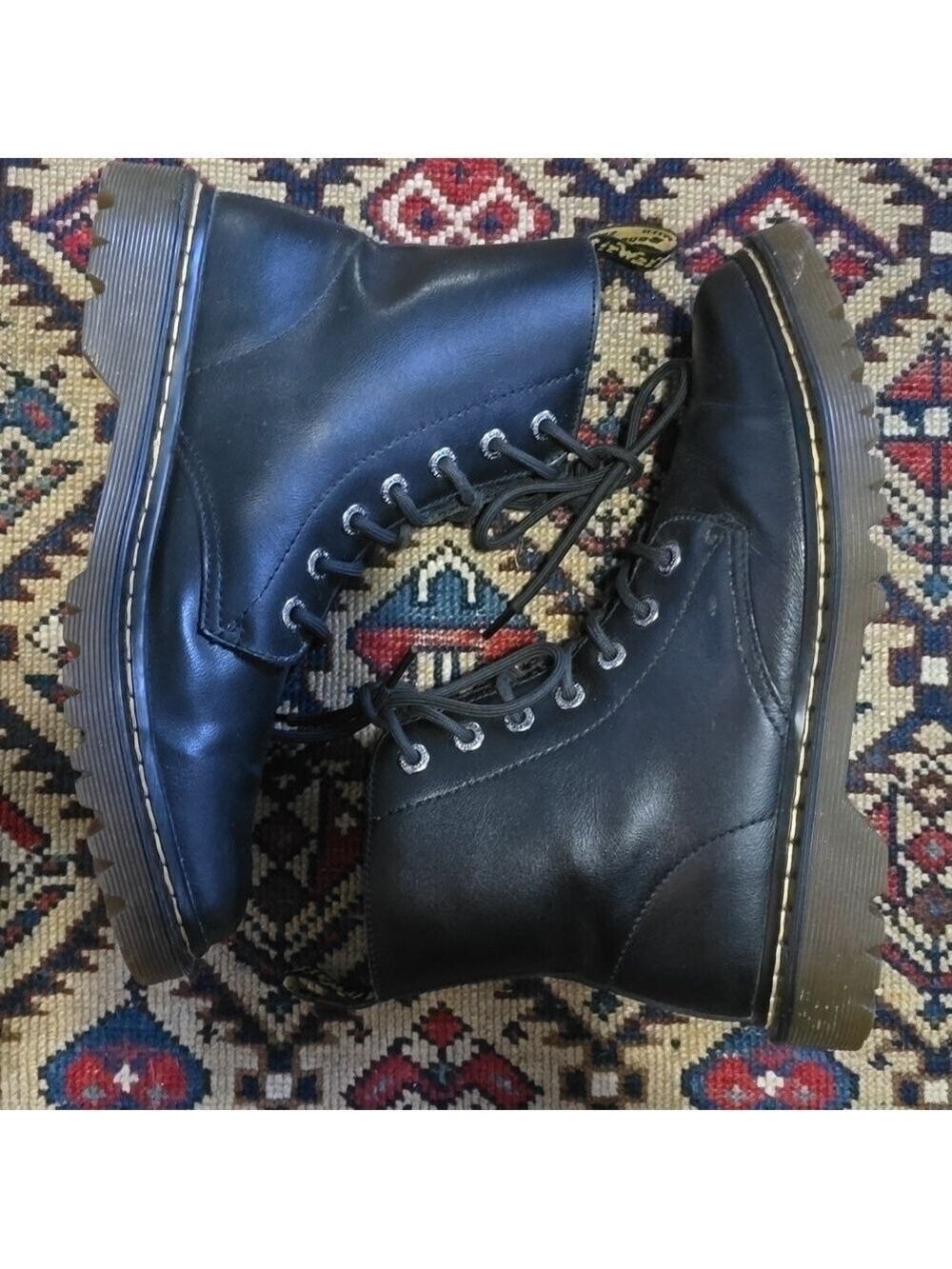 Doc Martens Luana 7 Eyelet Black Lace Up Boots AW004 US L 10 EUC - Picture 2 of 12